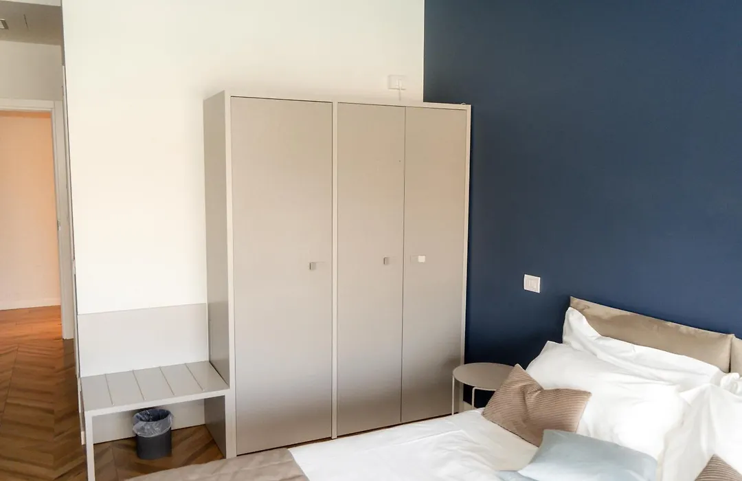 C House Rooms Lake-1